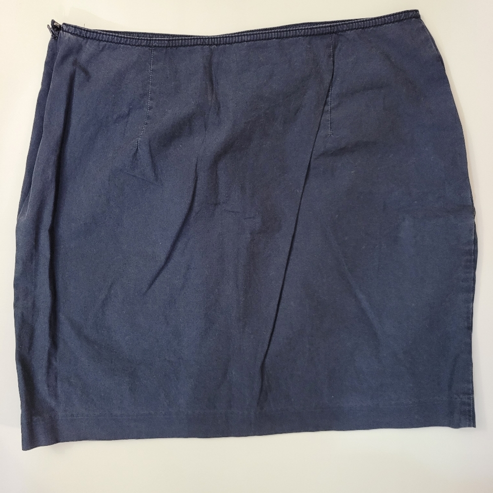 3/$10🖤 Michael Kors Mini Pencil Skirt - Picture 2 of 4